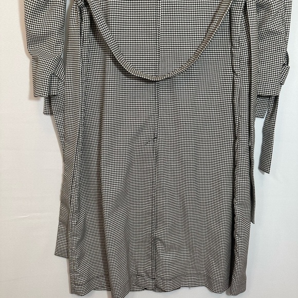H&M Houndstooth Size 2 Long Trench Coat Belt Front Buttons Back Slit Pockets - Picture 9 of 16